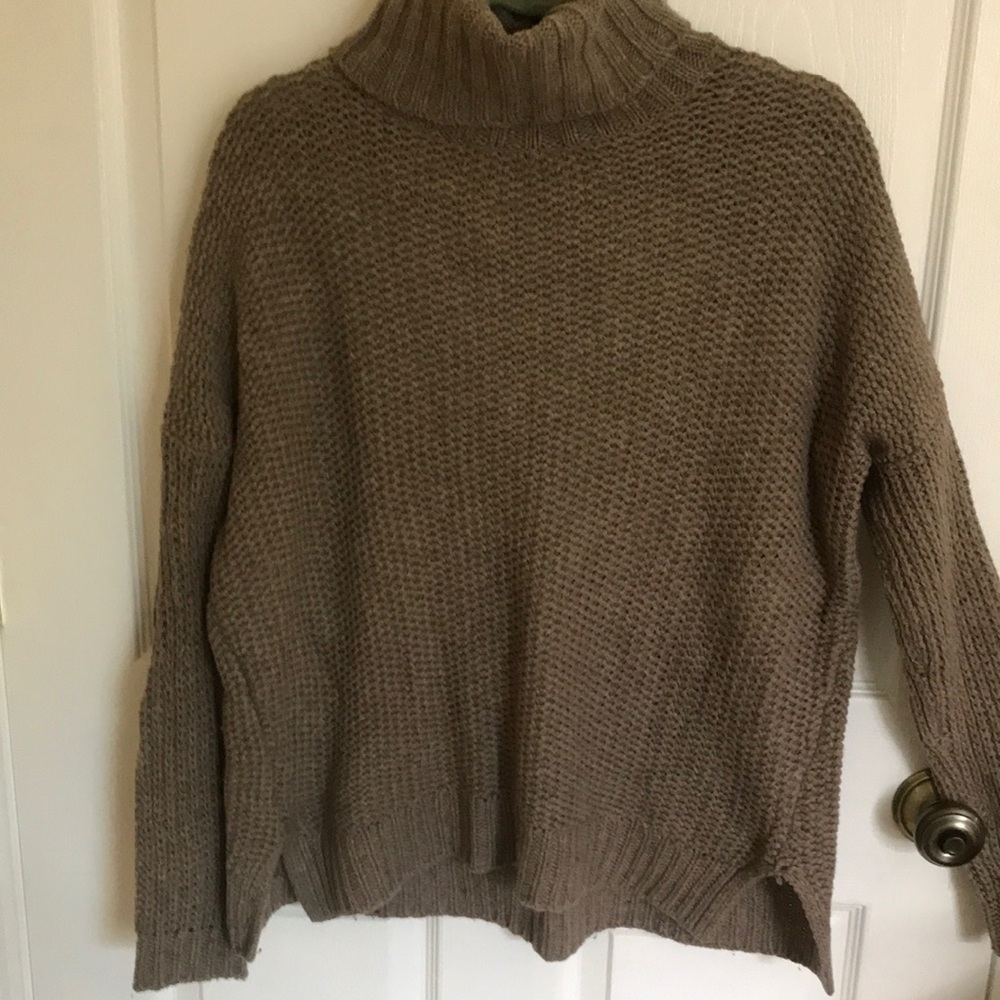 Vince dark Taupe  Turtleneck Sweater